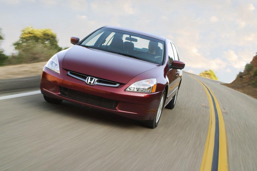 Honda Accord 2003 года  (US) (фото 32 из 43)